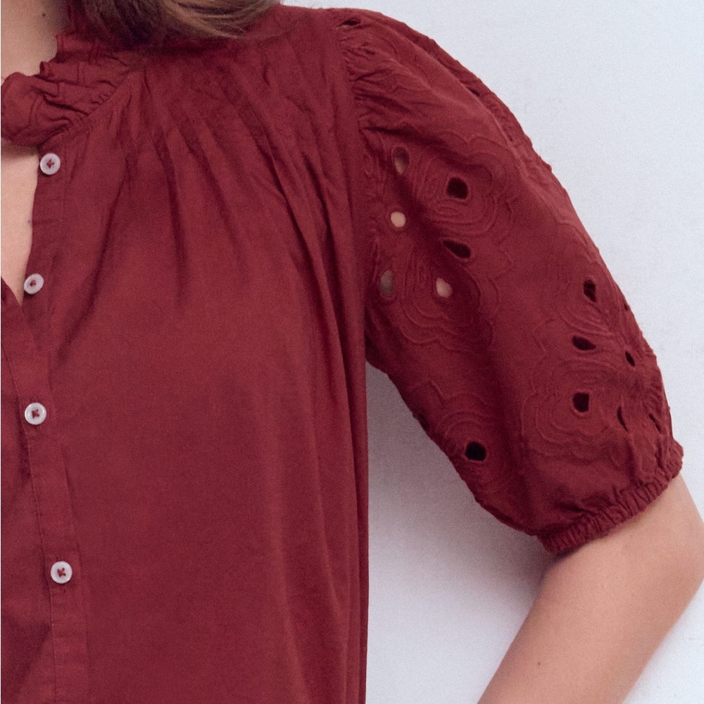 Boden Button-Front Eyelet Puff-Sleeve Blouse Cutwork Puff Sleeve Top-Russet - Picture 2 of 5